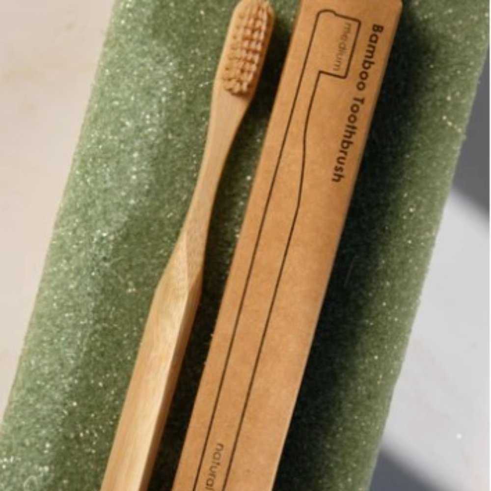 Medium Bamboo Toothbrush w/ Holder